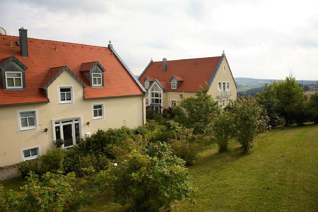 Auszeit - Ihr Sibyllenbad Gaestehaus Neualbenreuth Ngoại thất bức ảnh